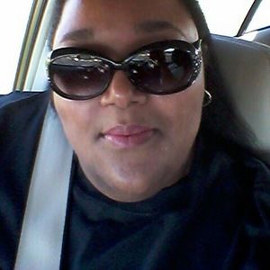 Meet your Posher, Laclaire